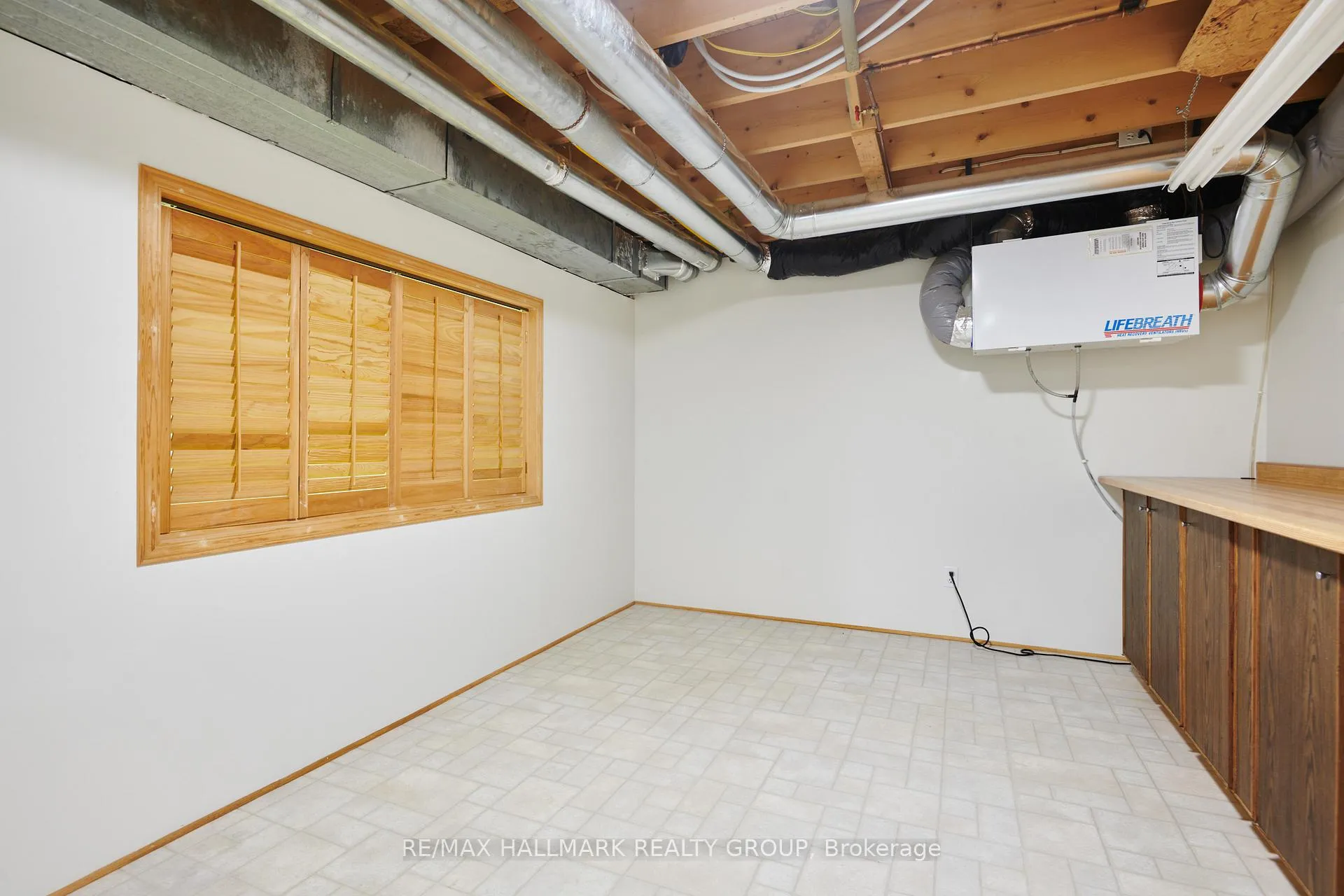 Photo 36 of 6602 Windsong Avenue, Ottawa, Orleans/Sunridge — HOMEH