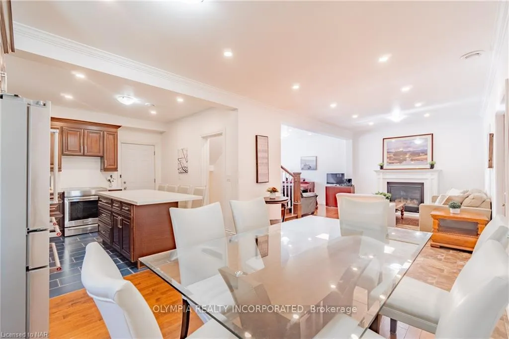 Photo 6 of 6571 Cleveland Avenue, Niagara Falls, Dorchester — HOMEH