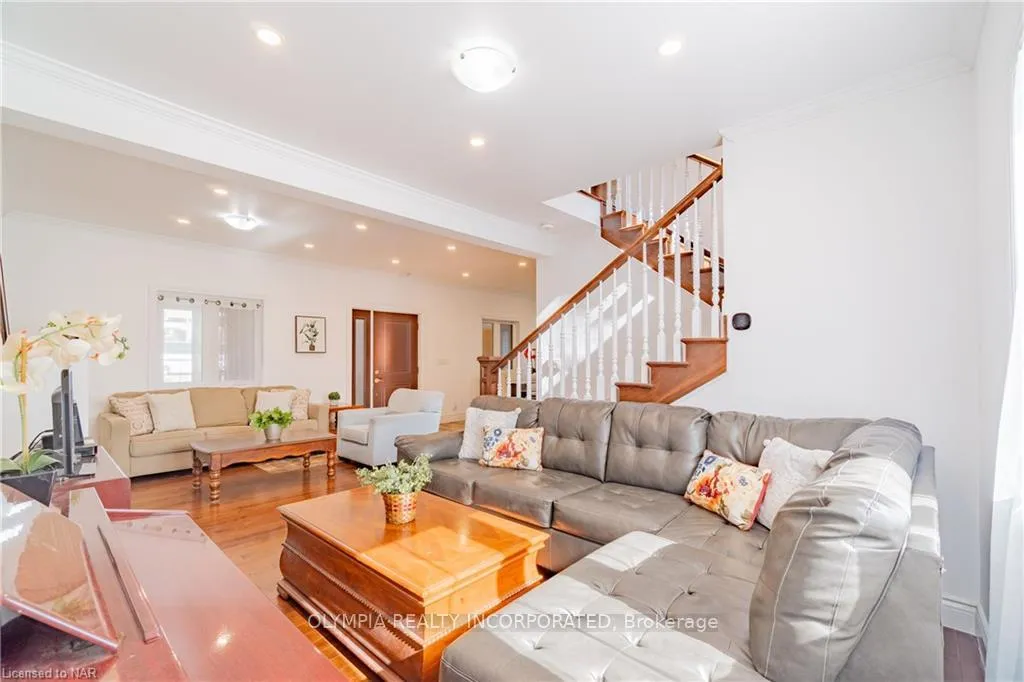 Photo 10 of 6571 Cleveland Avenue, Niagara Falls, Dorchester — HOMEH
