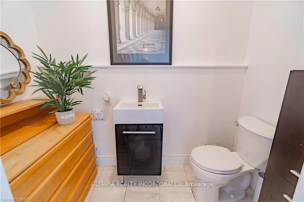 Photo 12 of 6571 Cleveland Avenue, Niagara Falls, Dorchester — HOMEH