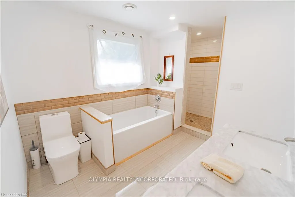 Photo 15 of 6571 Cleveland Avenue, Niagara Falls, Dorchester — HOMEH