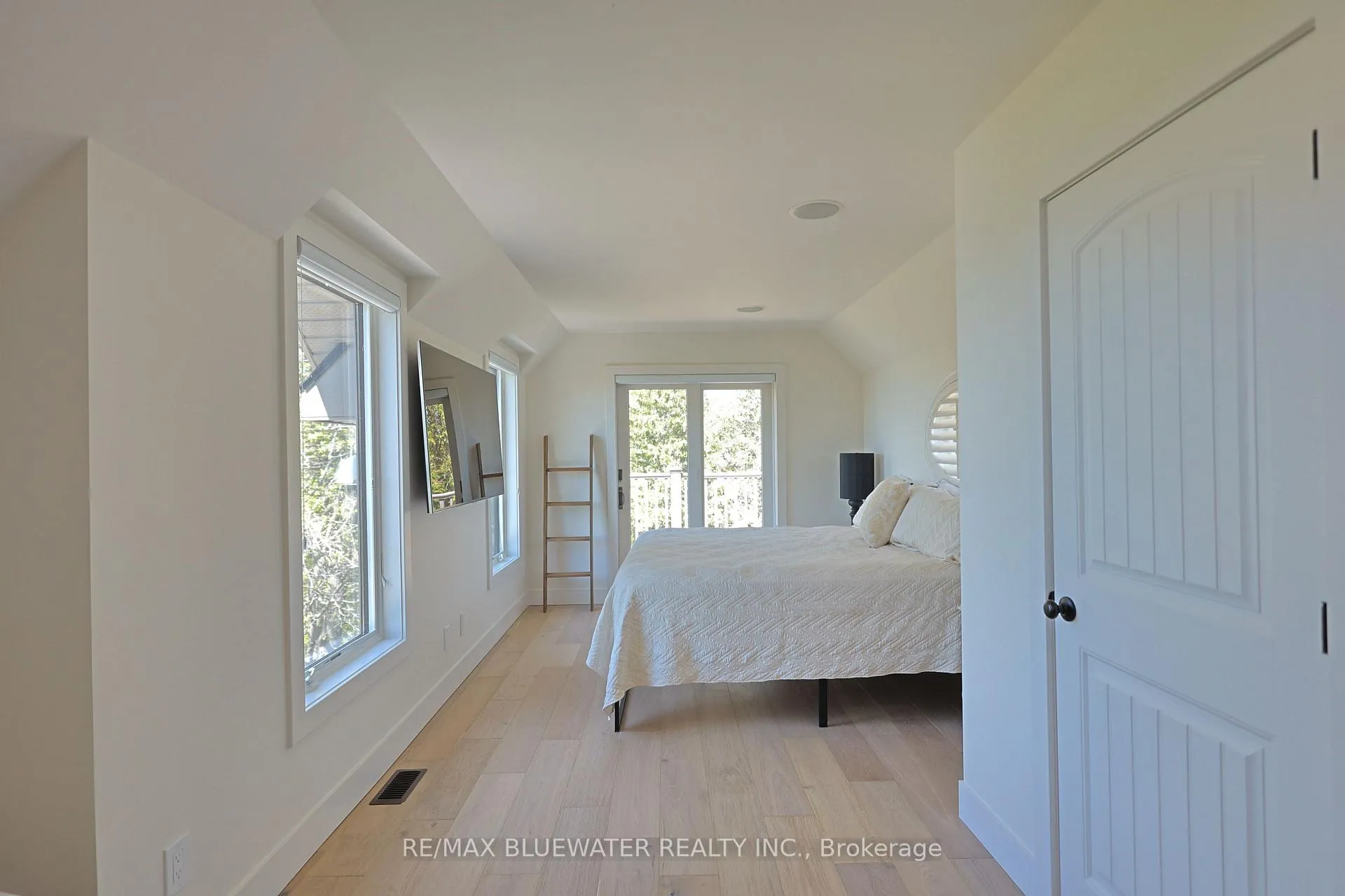 Photo 29 of 73083 Northridge Road, Bluewater, Hay — HOMEH