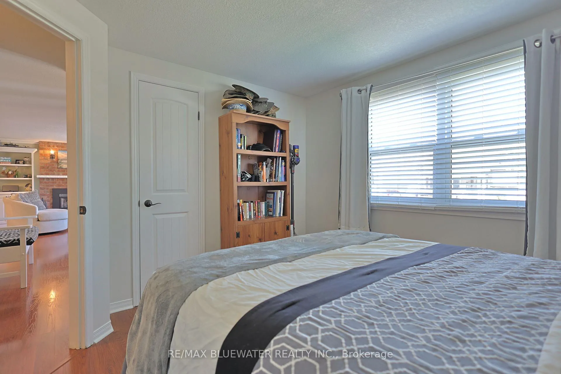 Photo 23 of 350 Shannon Boulevard, South Huron, Stephen — HOMEH