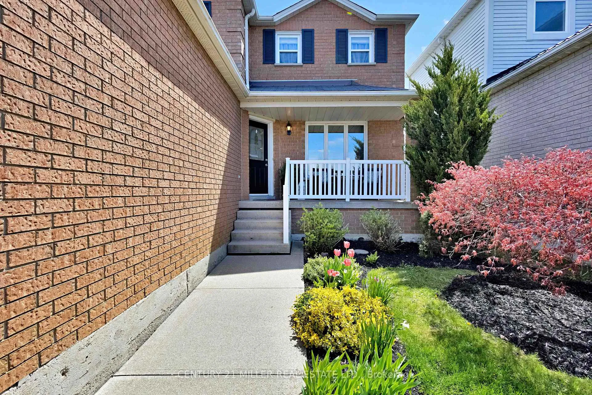 Photo 3 of 51 Cartier Crescent, Hamilton, Butler — HOMEH