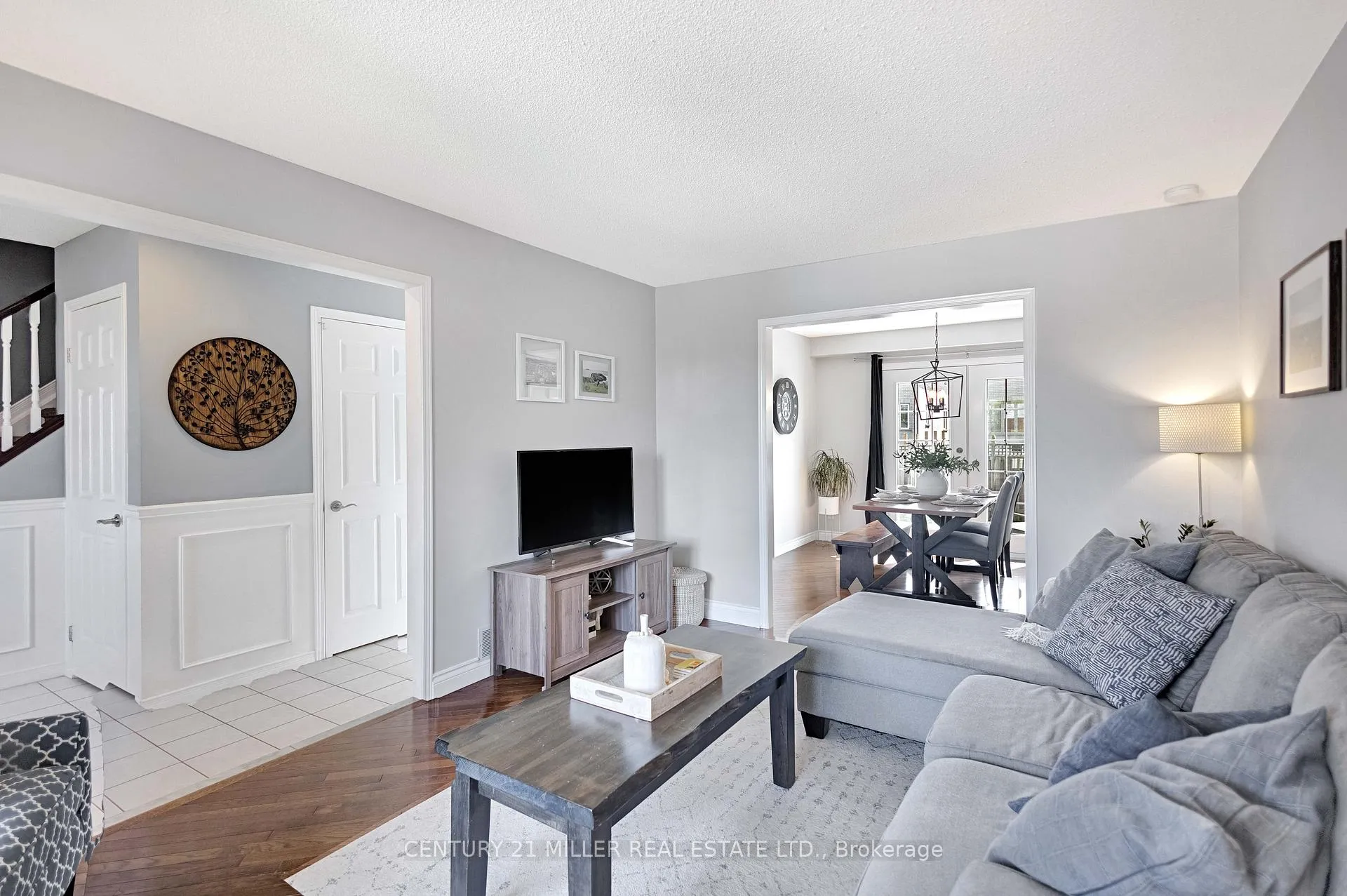 Photo 8 of 51 Cartier Crescent, Hamilton, Butler — HOMEH