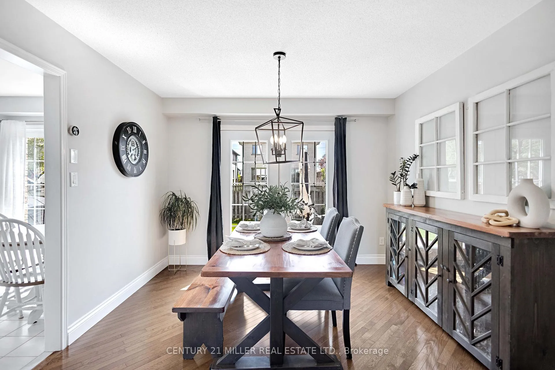 Photo 10 of 51 Cartier Crescent, Hamilton, Butler — HOMEH