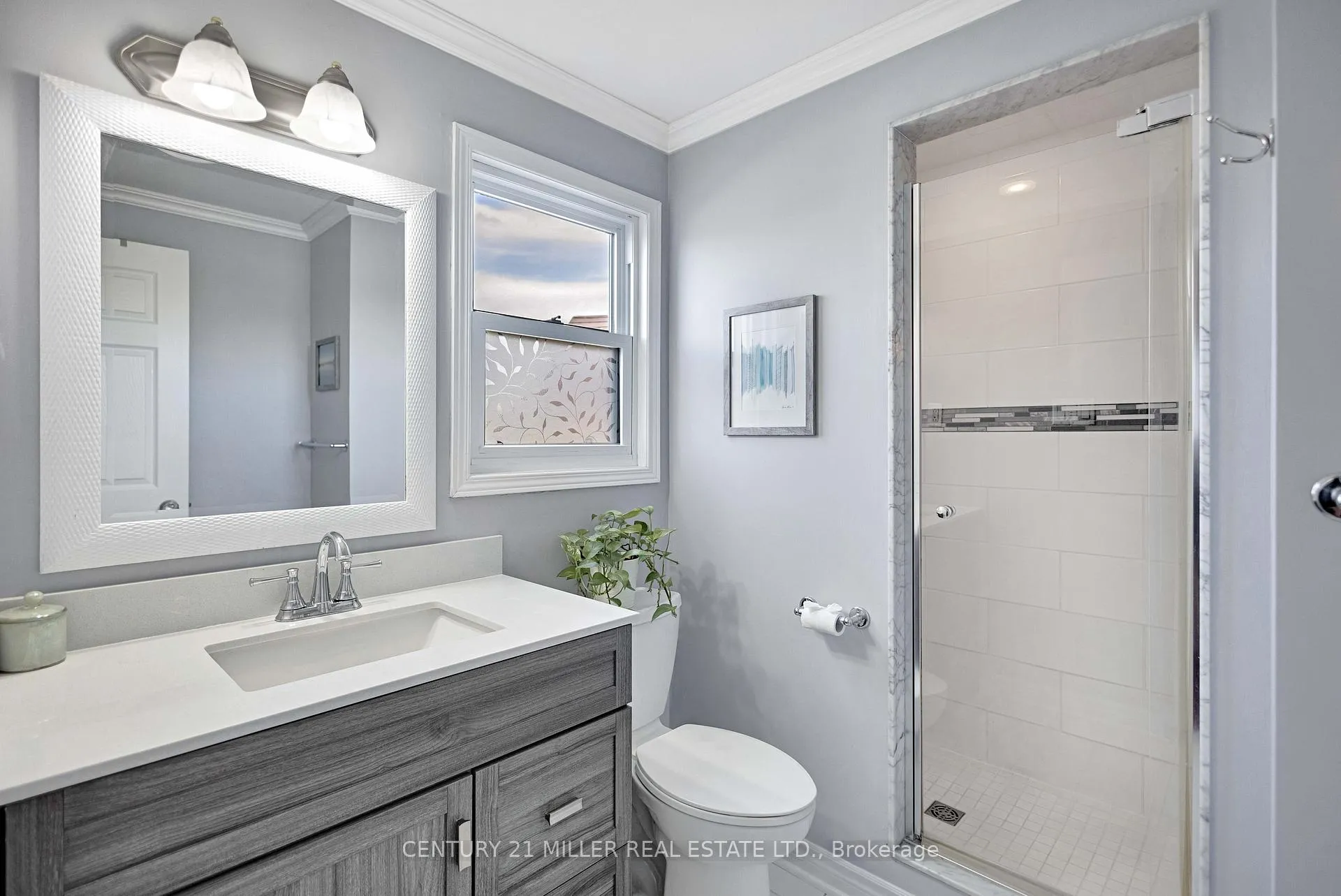 Photo 18 of 51 Cartier Crescent, Hamilton, Butler — HOMEH