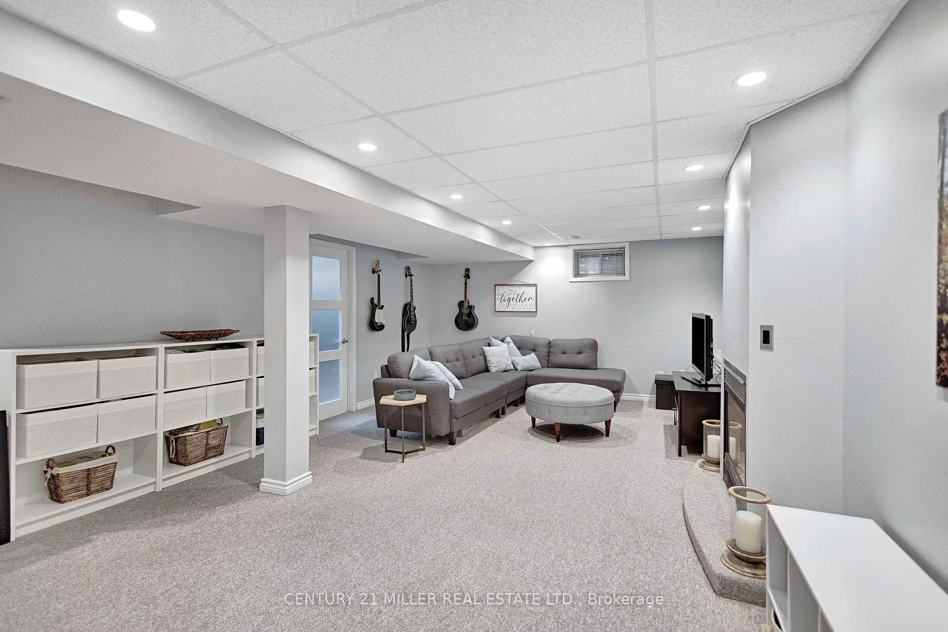 Photo 24 of 51 Cartier Crescent, Hamilton, Butler — HOMEH