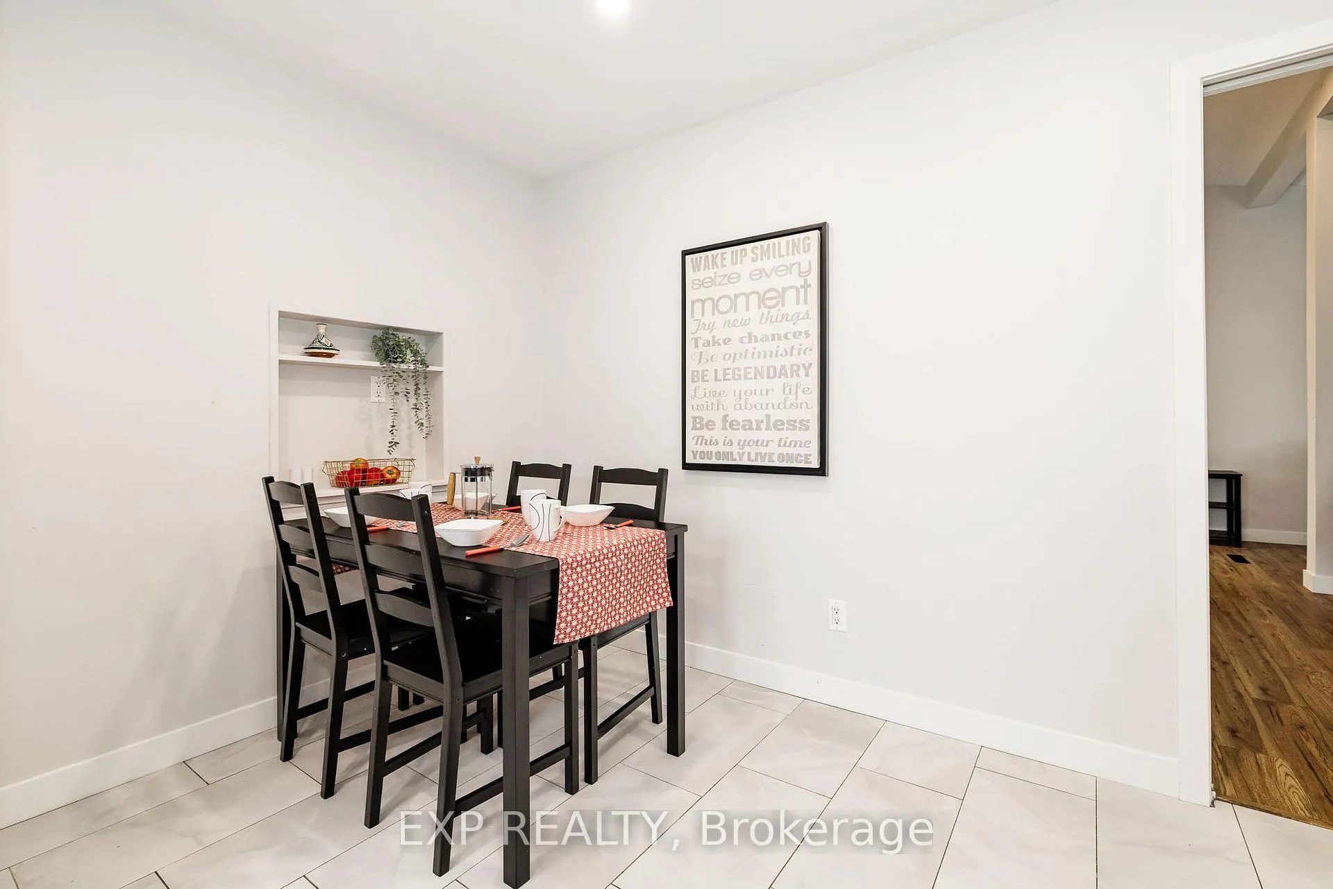 Photo 9 of 2196 Plesser Street, Ottawa, Elmvale Acres/Urbandale — HOMEH