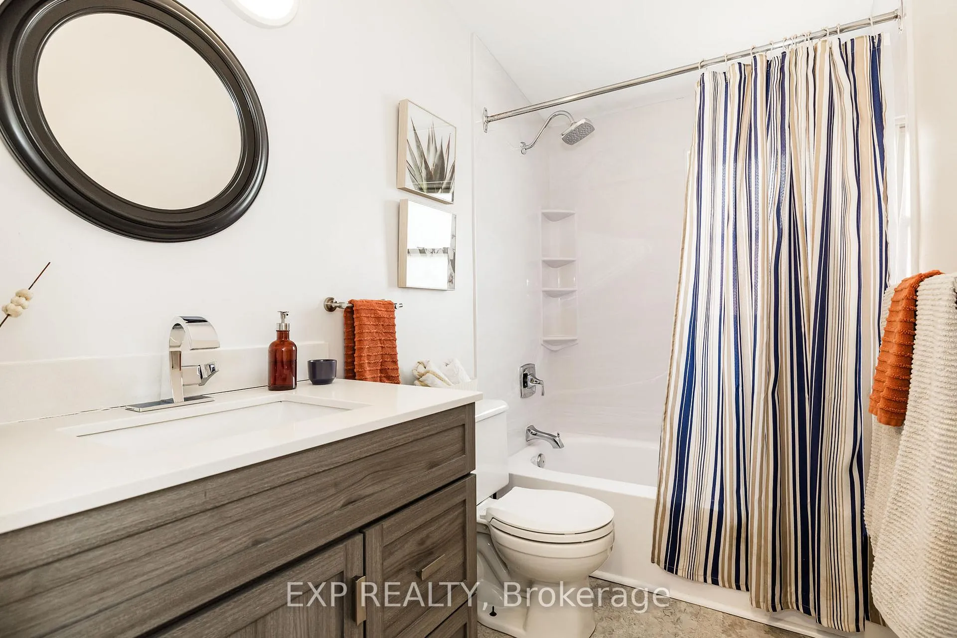 Photo 17 of 2196 Plesser Street, Ottawa, Elmvale Acres/Urbandale — HOMEH
