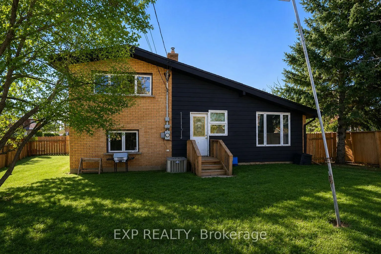 Photo 23 of 2196 Plesser Street, Ottawa, Elmvale Acres/Urbandale — HOMEH