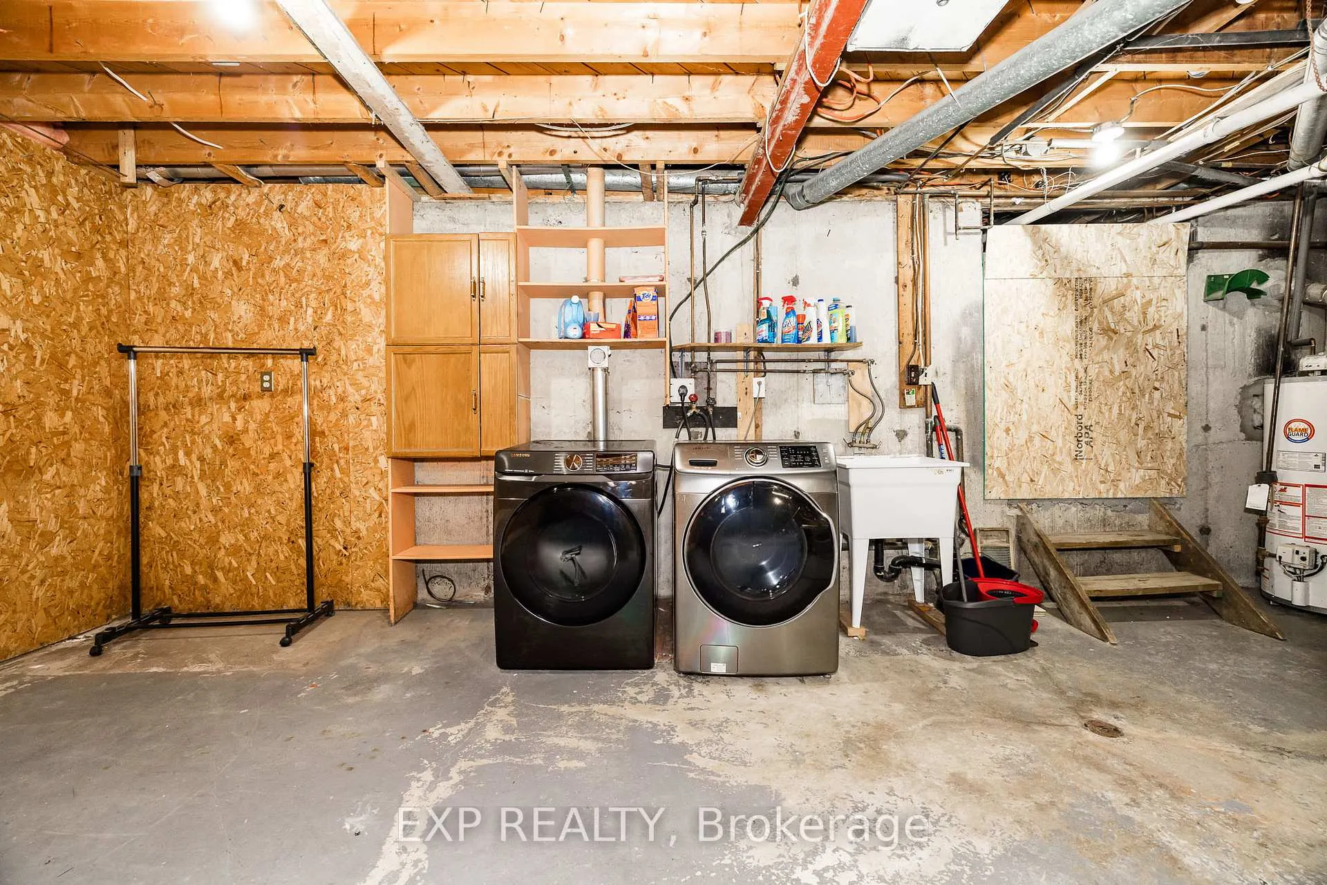 Photo 27 of 2196 Plesser Street, Ottawa, Elmvale Acres/Urbandale — HOMEH