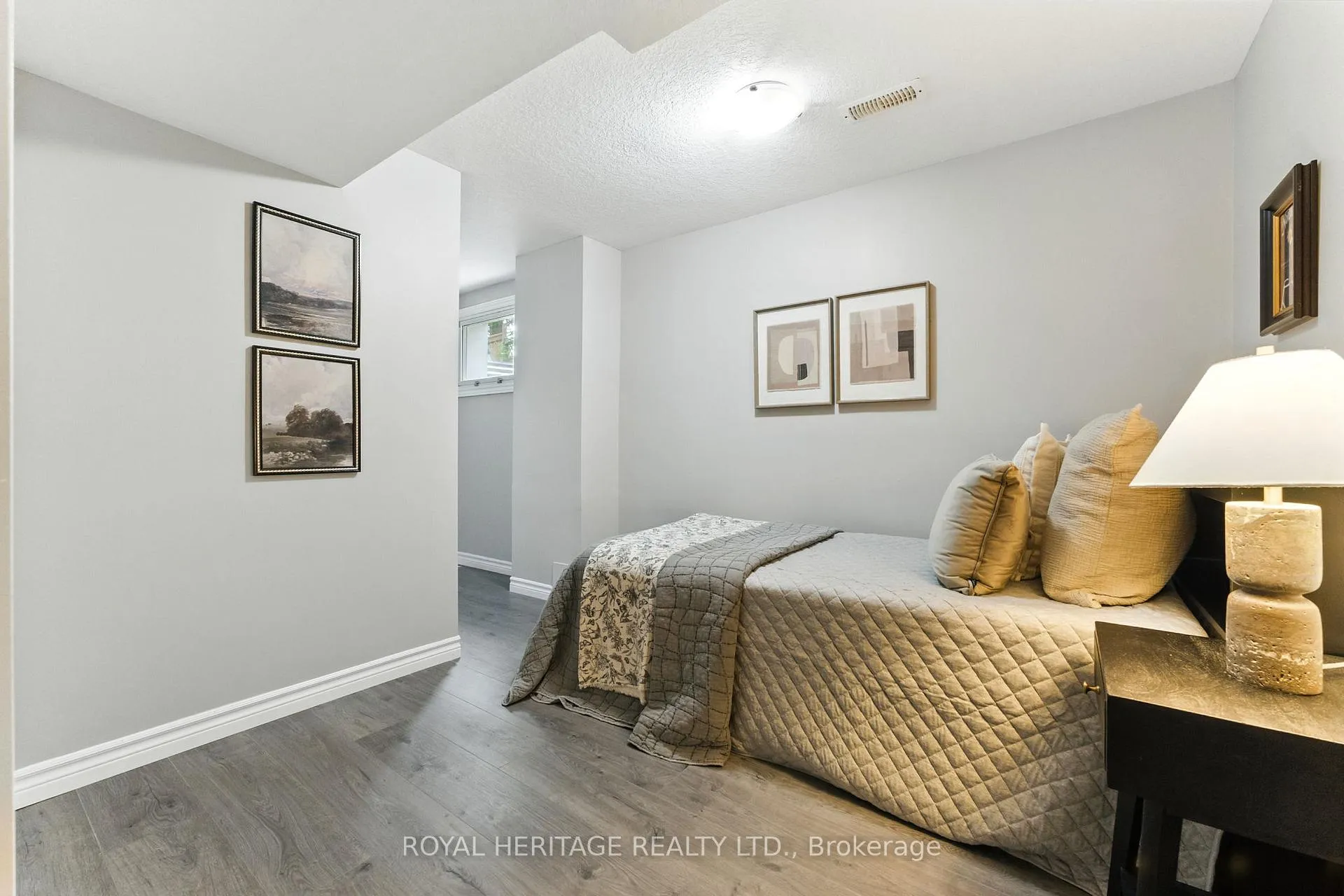Photo 28 of 35 Aspen Valley Crescent, Guelph, Kortright West — HOMEH