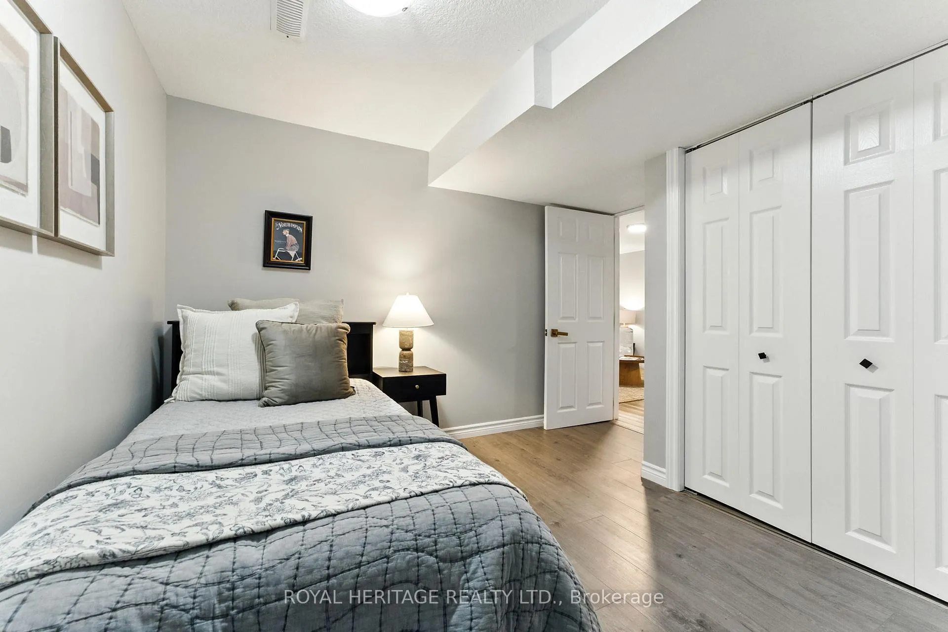 Photo 29 of 35 Aspen Valley Crescent, Guelph, Kortright West — HOMEH