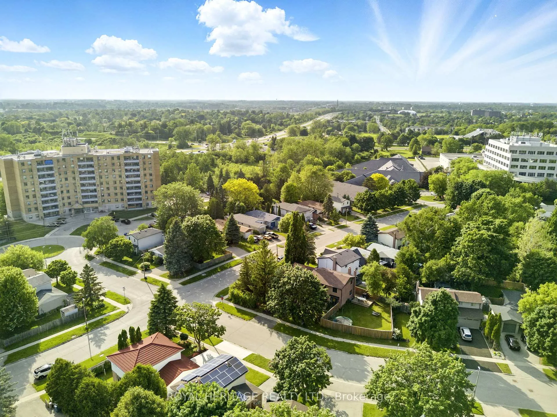 Photo 35 of 35 Aspen Valley Crescent, Guelph, Kortright West — HOMEH