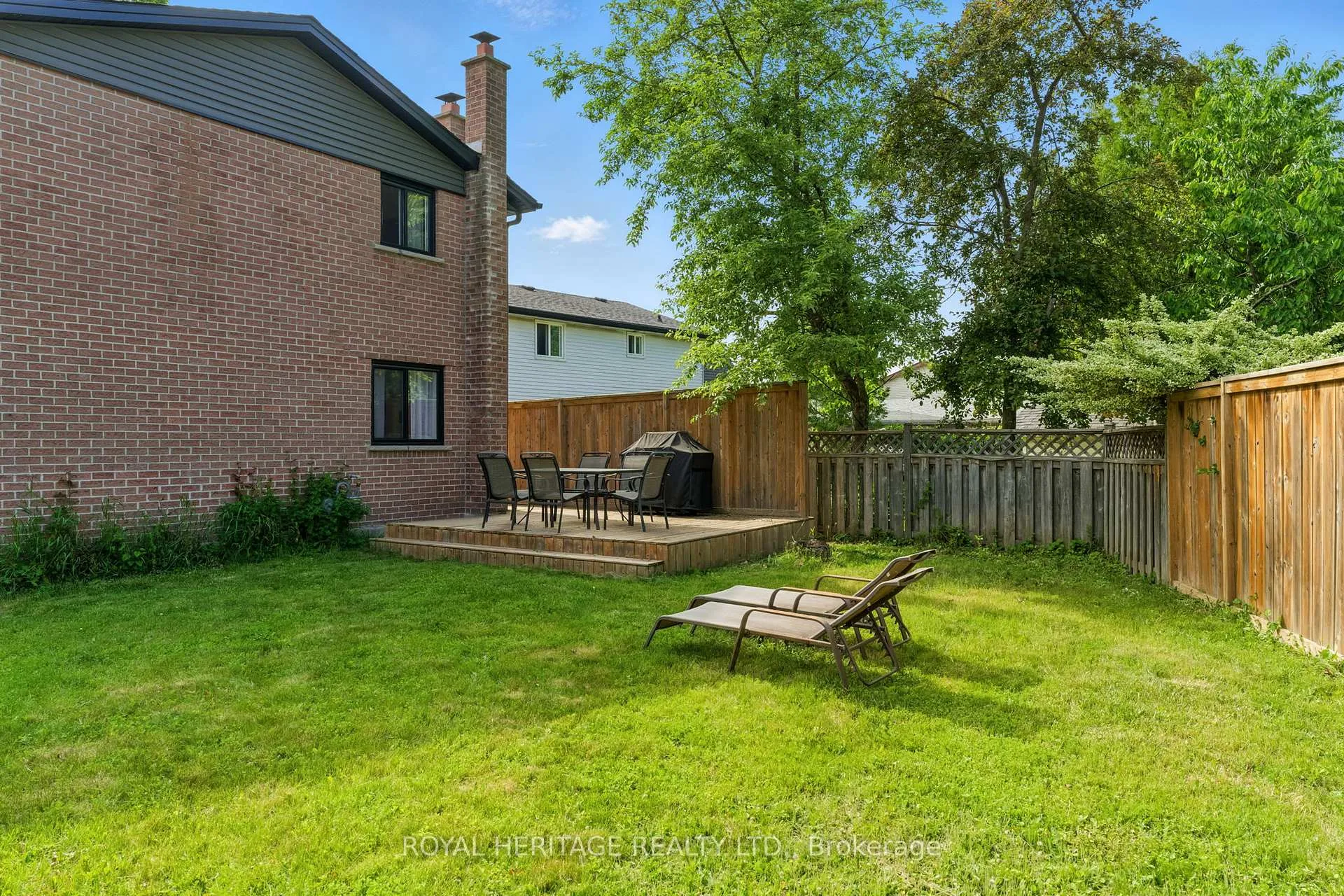 Photo 43 of 35 Aspen Valley Crescent, Guelph, Kortright West — HOMEH