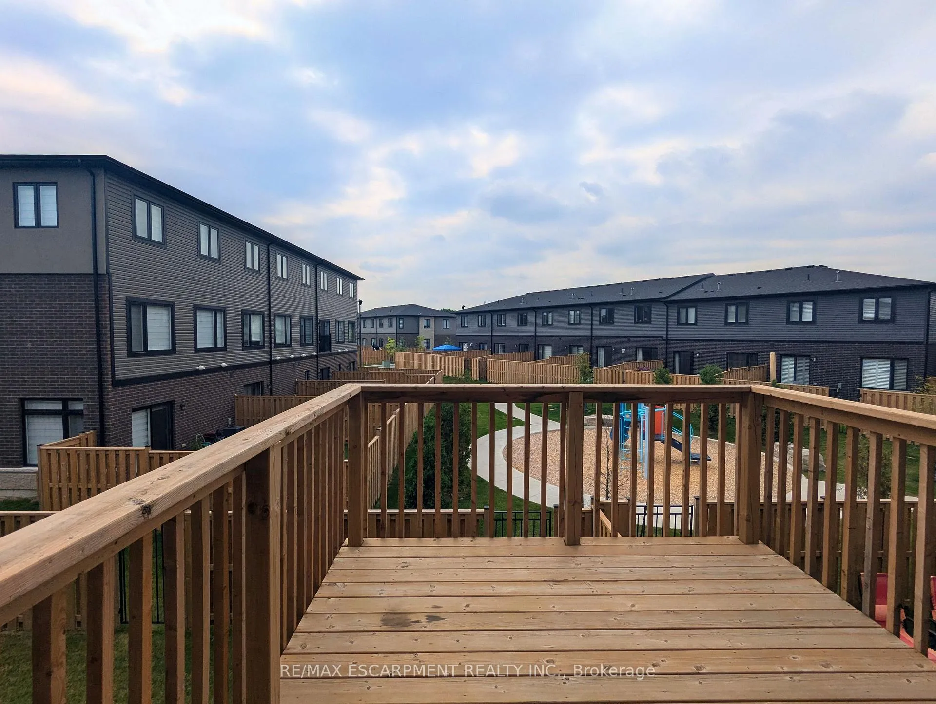 Photo 7 of 54 Cadwell Lane, Hamilton, Mountview — HOMEH