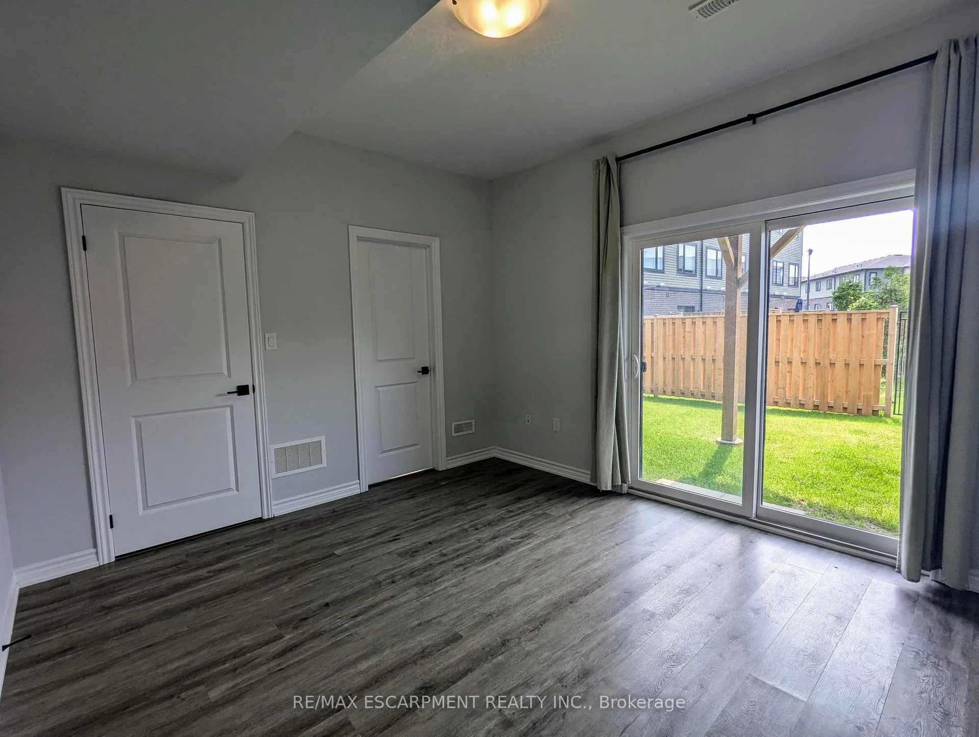 Photo 11 of 54 Cadwell Lane, Hamilton, Mountview — HOMEH