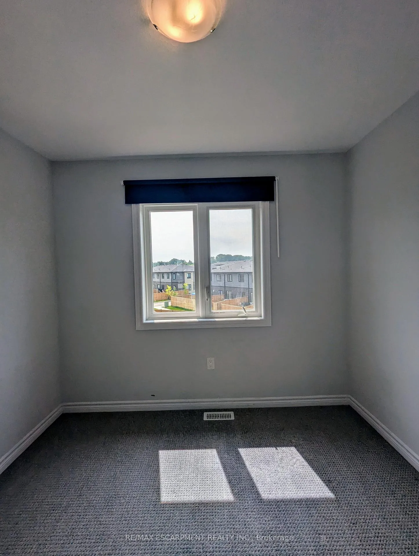 Photo 15 of 54 Cadwell Lane, Hamilton, Mountview — HOMEH
