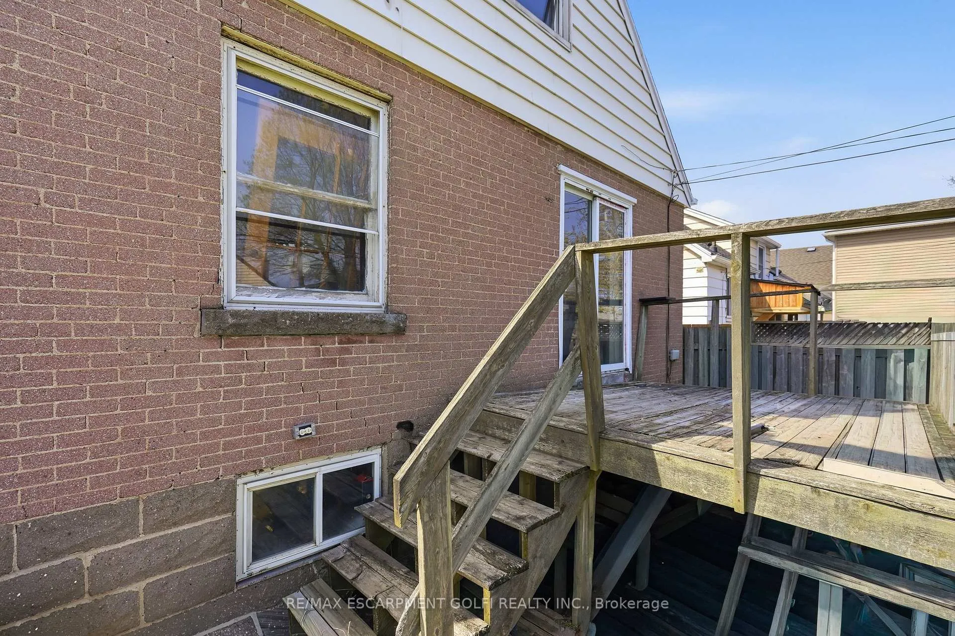 Photo 7 of 145 Auburn Avenue, Hamilton, Bartonville — HOMEH