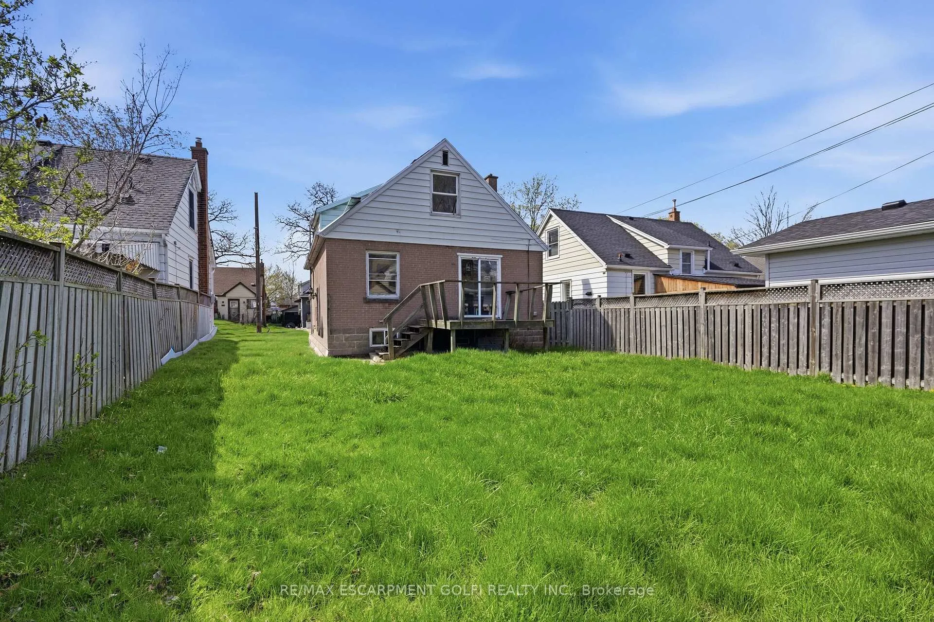 Photo 10 of 145 Auburn Avenue, Hamilton, Bartonville — HOMEH