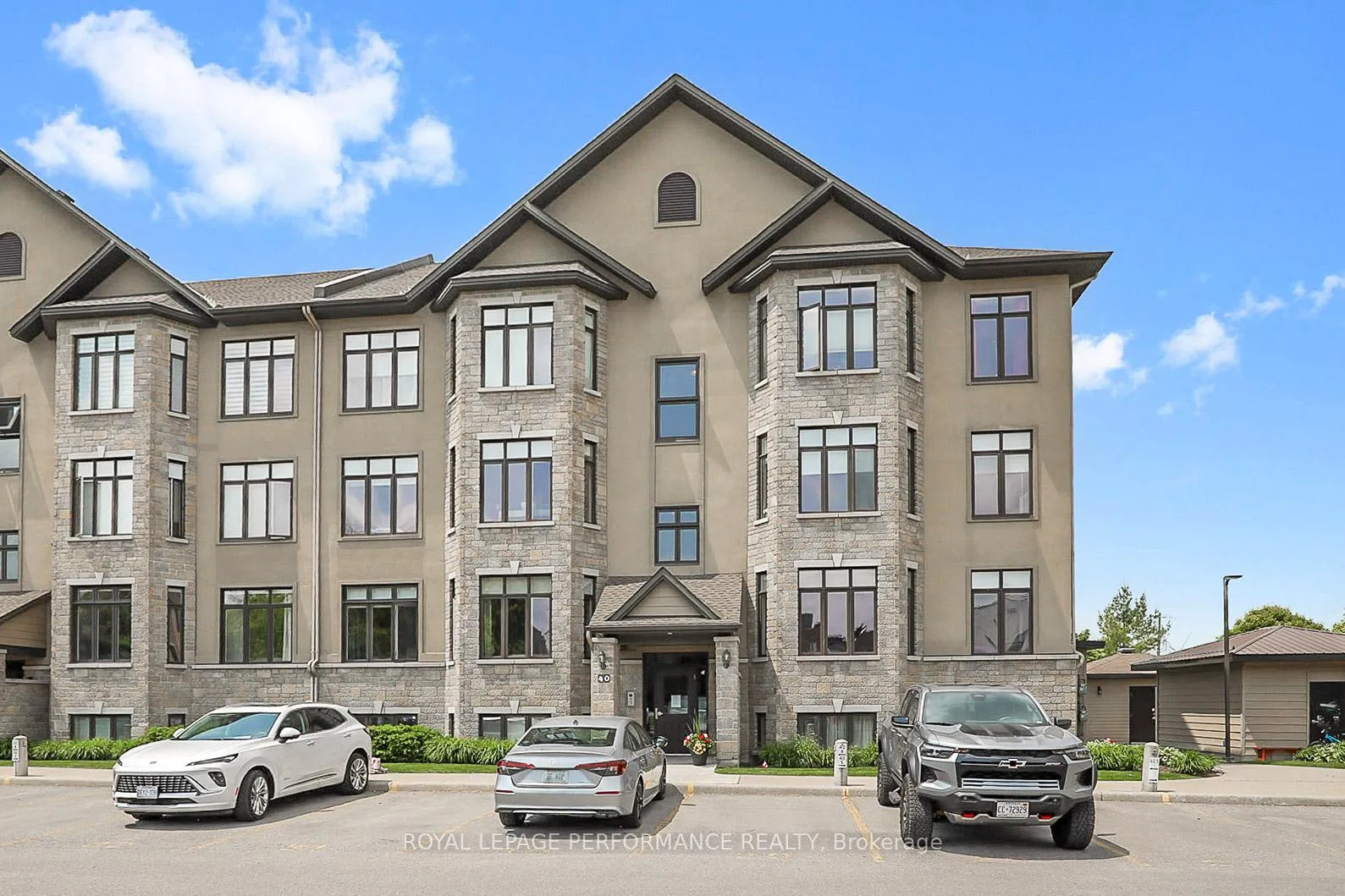 Photo 1 of Unit 2, 40 Prestige Circle, Ottawa, Chatelaine Village — HOMEH