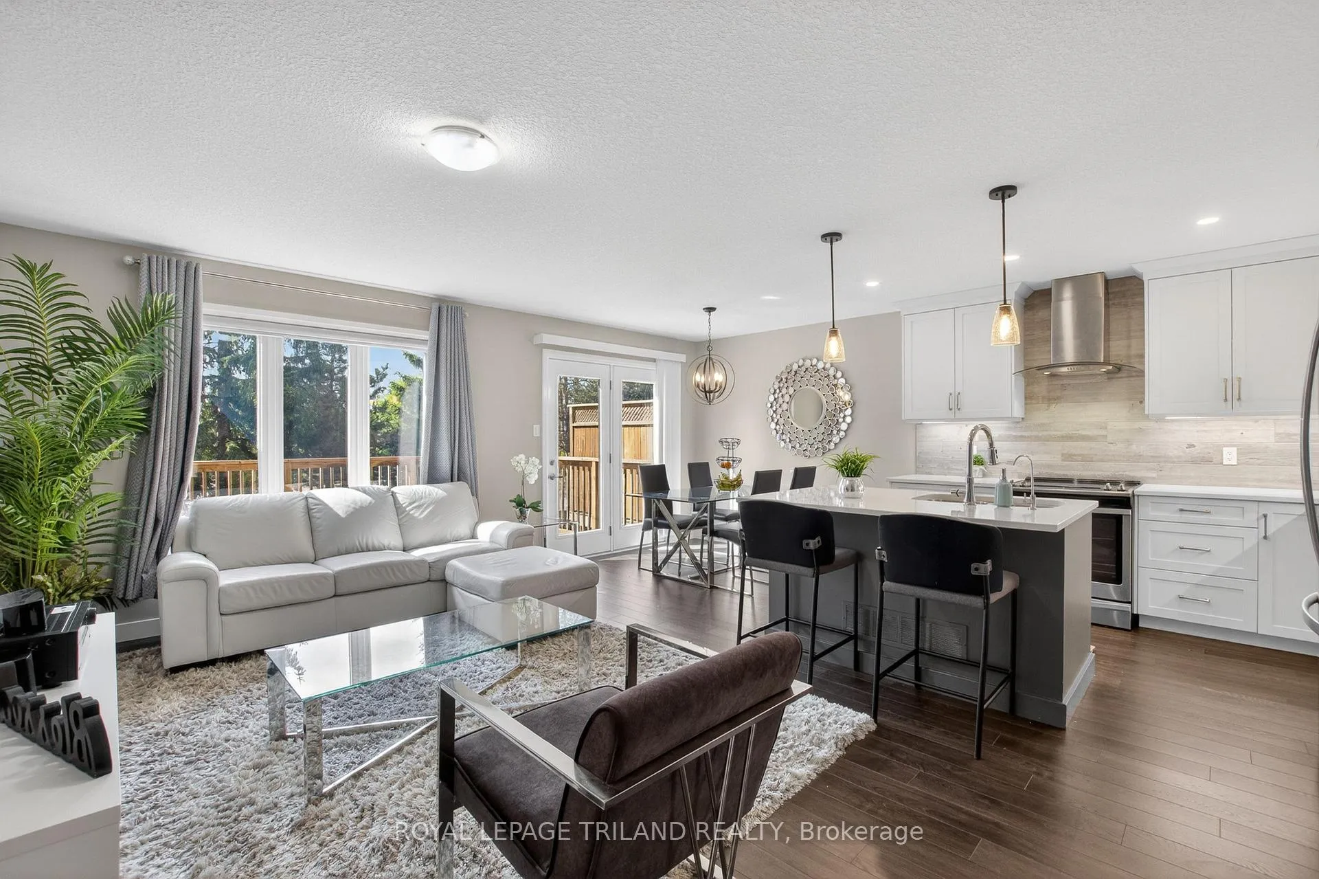 Photo 8 of 1199 Blackwell Boulevard, London, North C — HOMEH