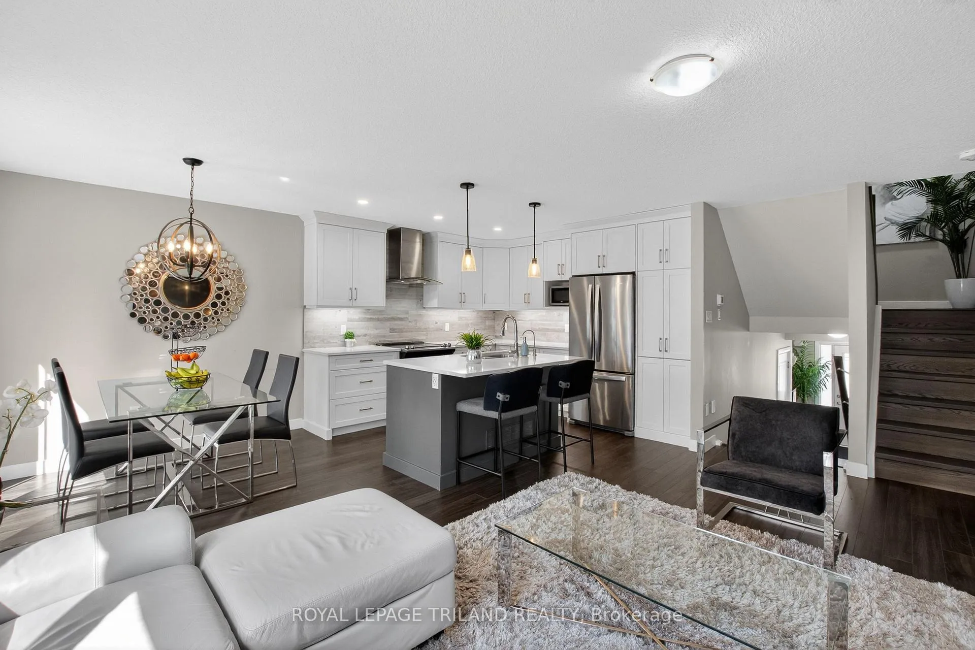 Photo 9 of 1199 Blackwell Boulevard, London, North C — HOMEH