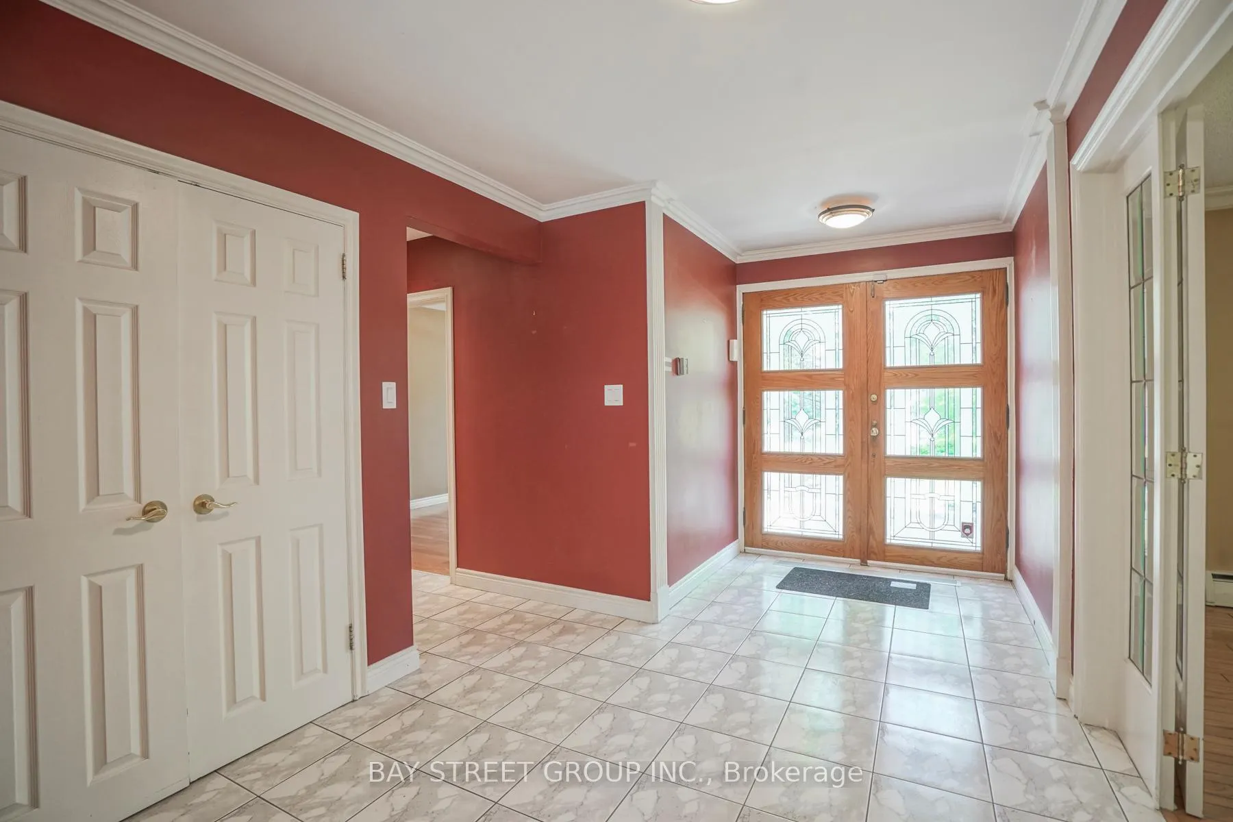 Photo 4 of 28 Wembley Avenue, Markham, Unionville — HOMEH