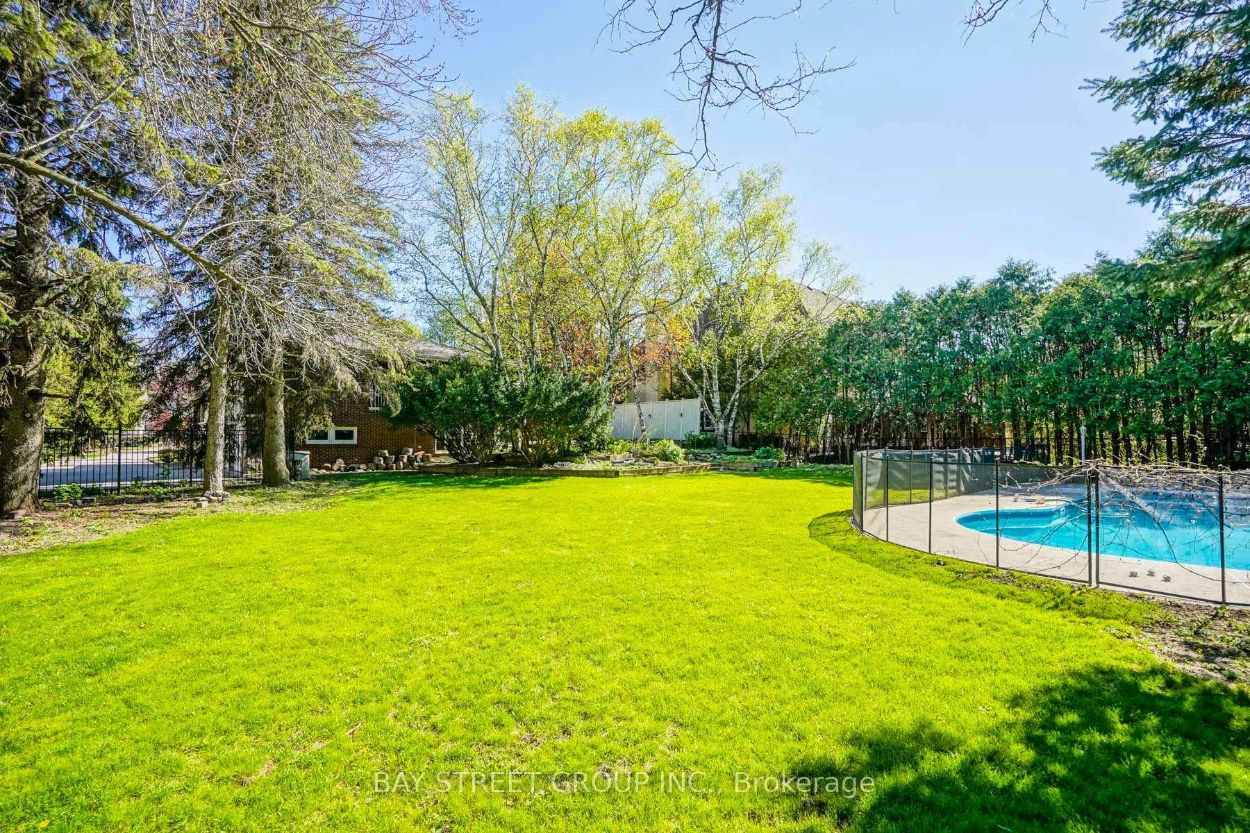 Photo 37 of 28 Wembley Avenue, Markham, Unionville — HOMEH