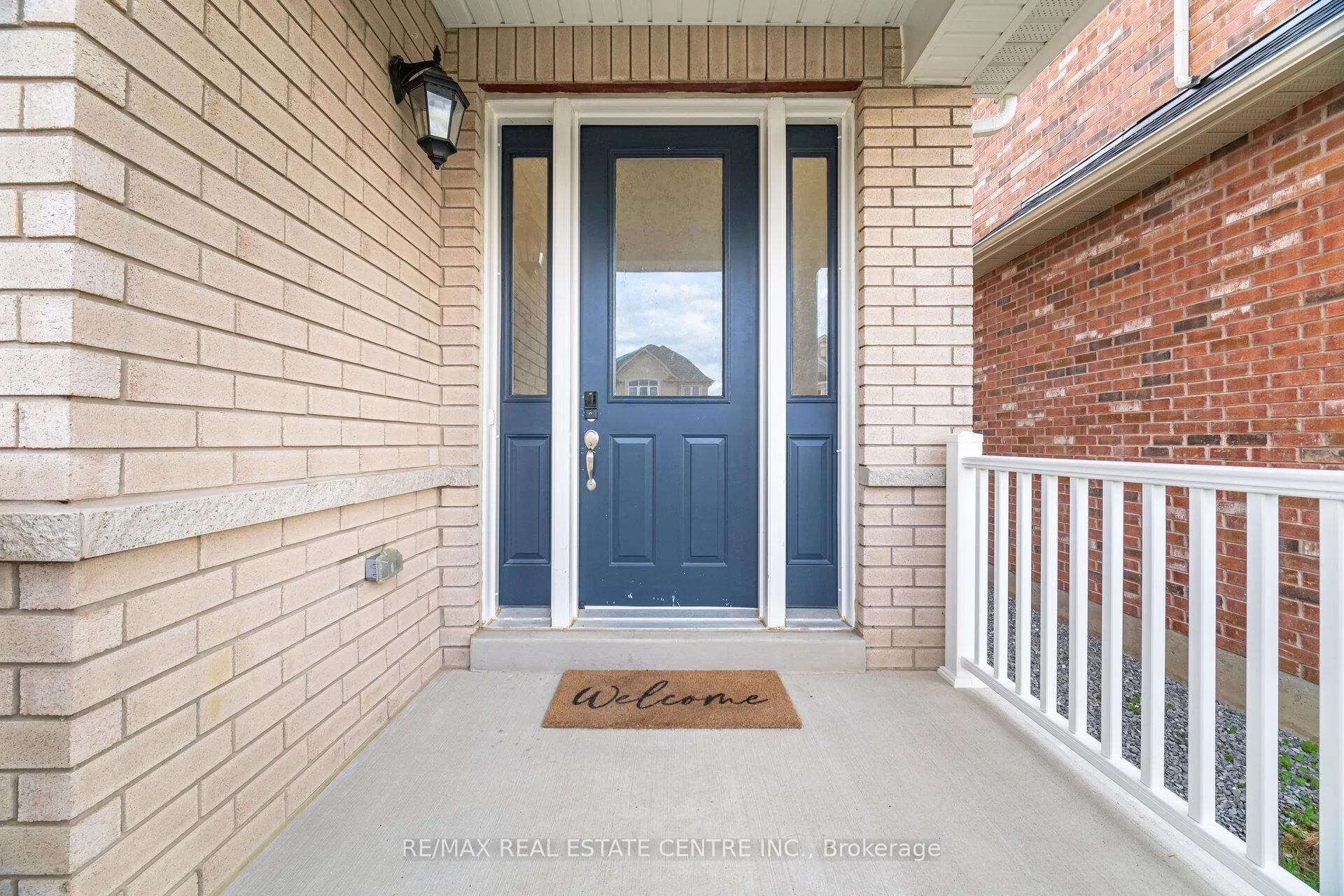 Photo 7 of 12 Shawbridge Court, Hamilton, Stoney Creek Mountain — HOMEH