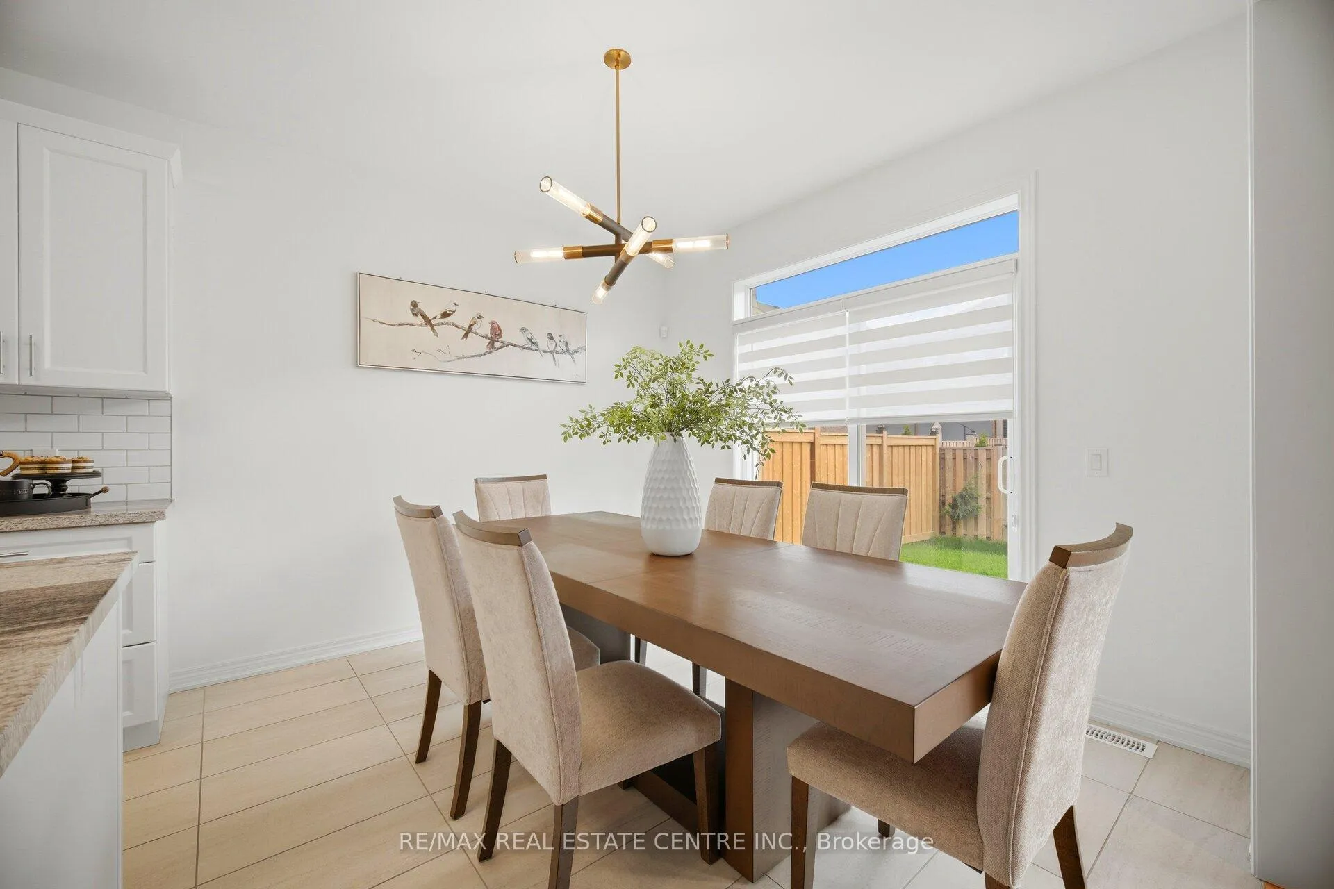 Photo 16 of 12 Shawbridge Court, Hamilton, Stoney Creek Mountain — HOMEH