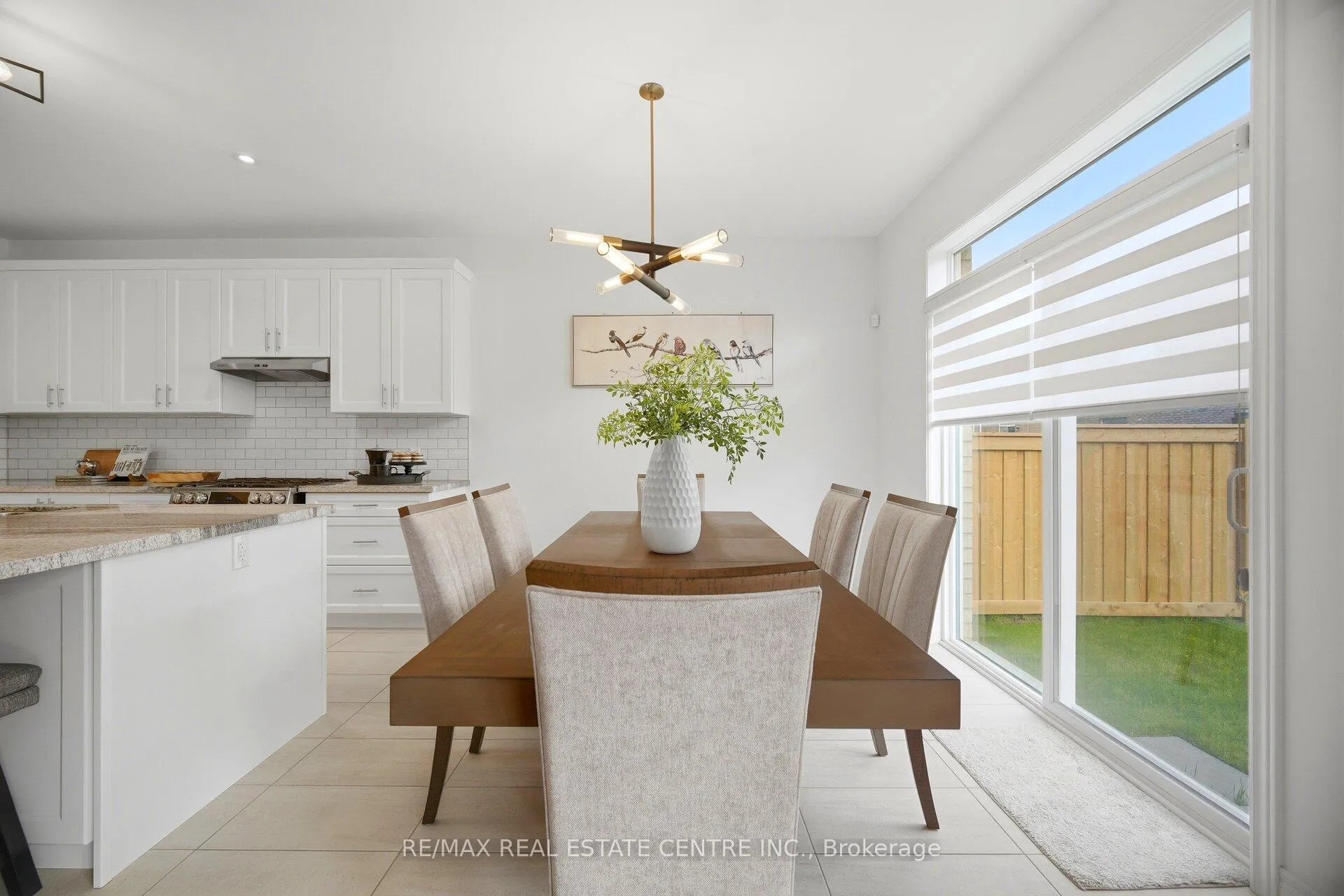 Photo 17 of 12 Shawbridge Court, Hamilton, Stoney Creek Mountain — HOMEH