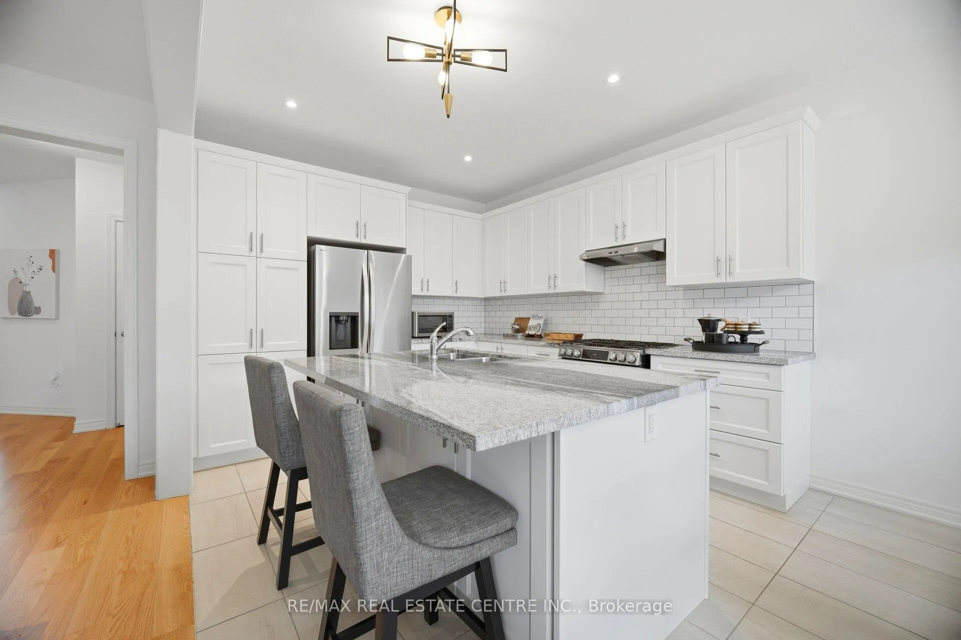 Photo 20 of 12 Shawbridge Court, Hamilton, Stoney Creek Mountain — HOMEH