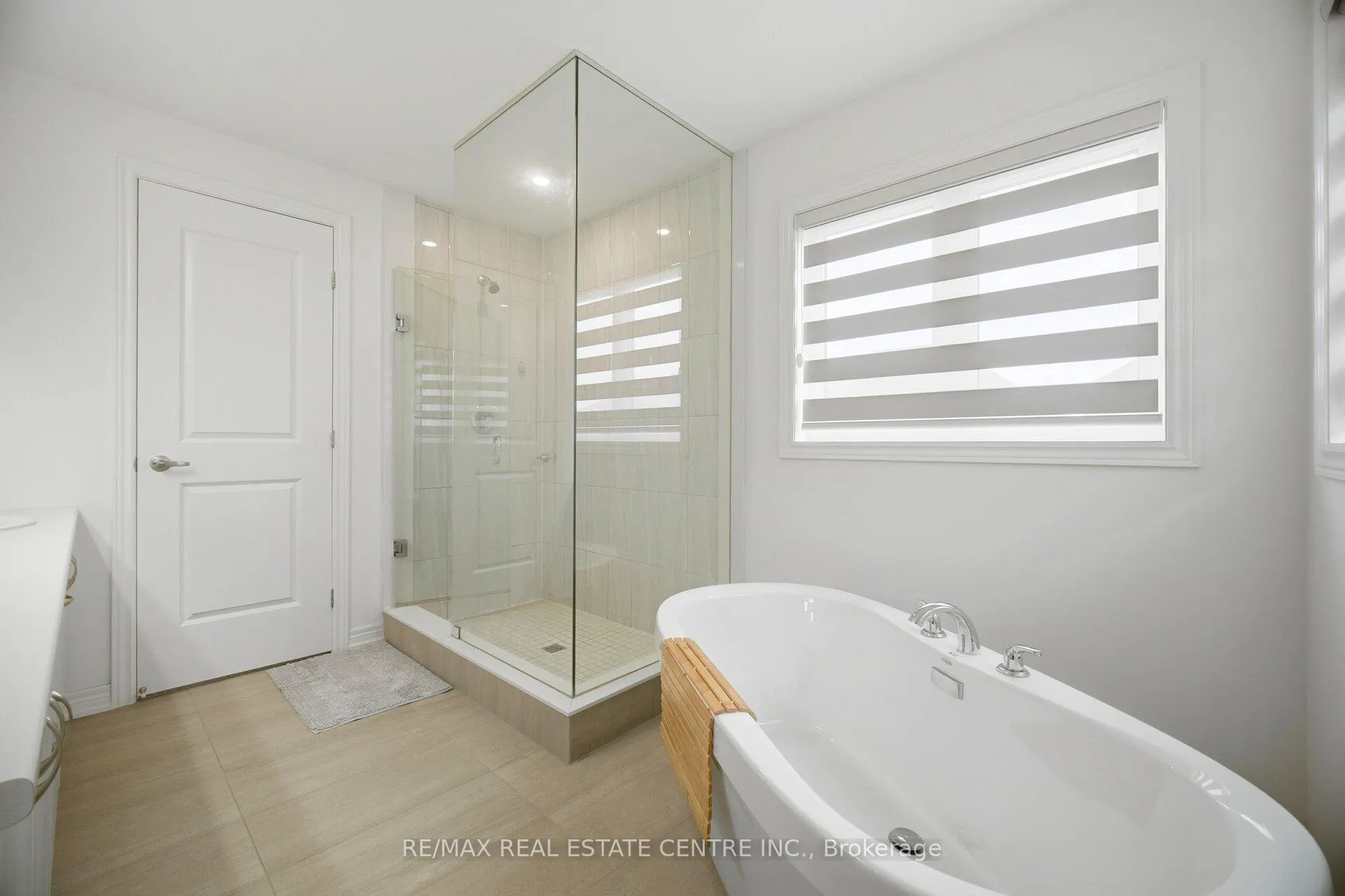 Photo 35 of 12 Shawbridge Court, Hamilton, Stoney Creek Mountain — HOMEH