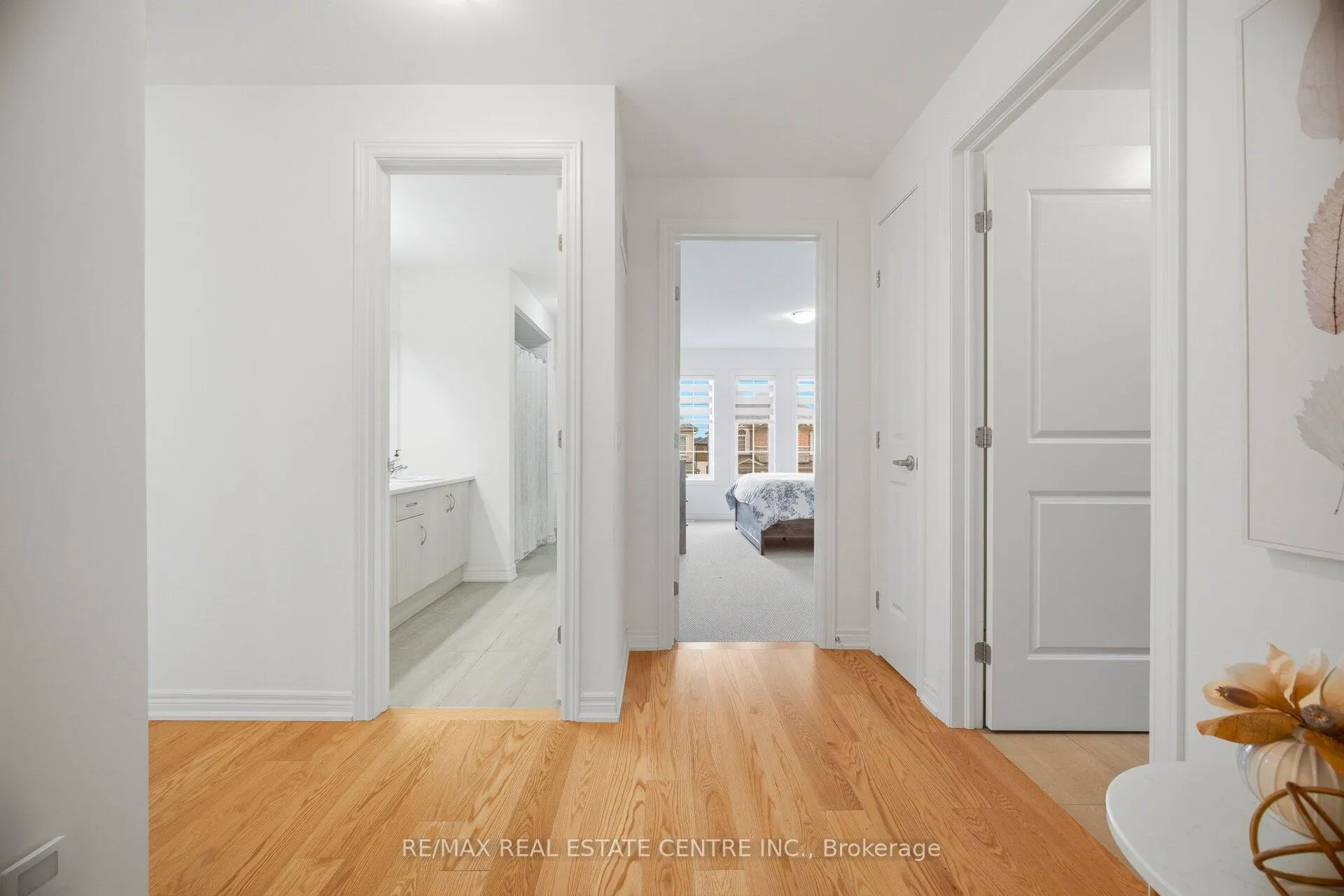 Photo 38 of 12 Shawbridge Court, Hamilton, Stoney Creek Mountain — HOMEH