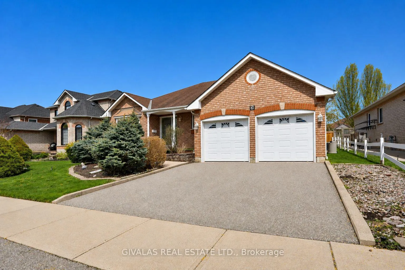 Photo 3 of 5 Mcgregor Drive, Ajax, Northwest Ajax — HOMEH