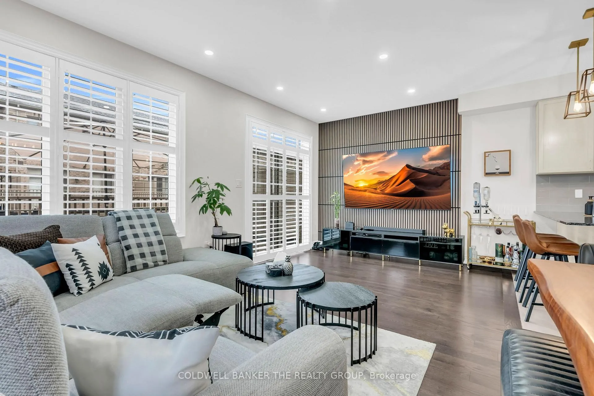 Photo 13 of 52 Brushwood Drive, Brampton, Bram West — HOMEH