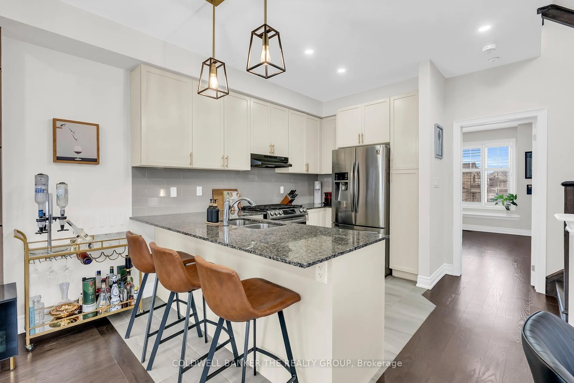 Photo 16 of 52 Brushwood Drive, Brampton, Bram West — HOMEH