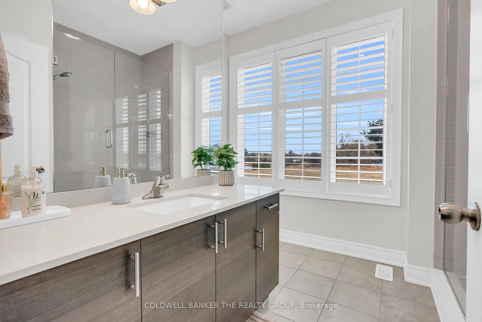 Photo 21 of 52 Brushwood Drive, Brampton, Bram West — HOMEH
