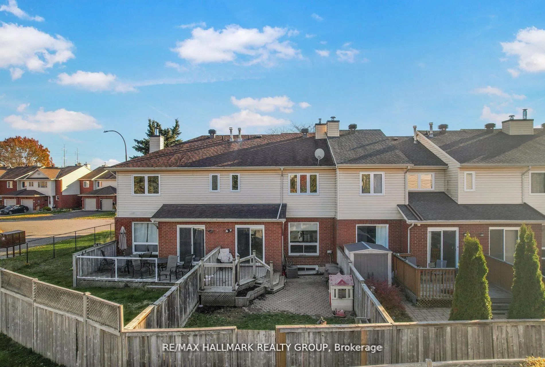 Photo 31 of 93 Cedarock Drive, Ottawa, Kanata - Bridlewood — HOMEH