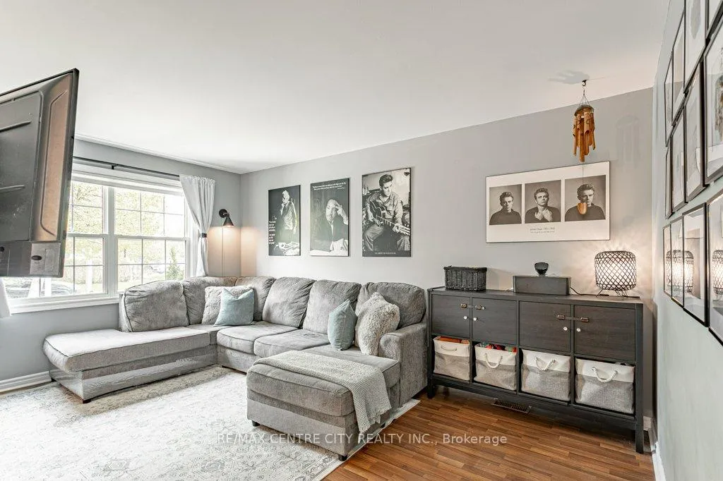 Photo 7 of 74 Juno Drive, St. Thomas — HOMEH