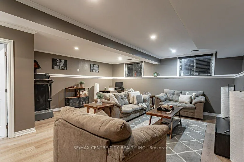 Photo 23 of 74 Juno Drive, St. Thomas — HOMEH