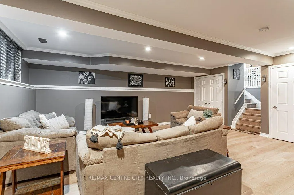 Photo 25 of 74 Juno Drive, St. Thomas — HOMEH