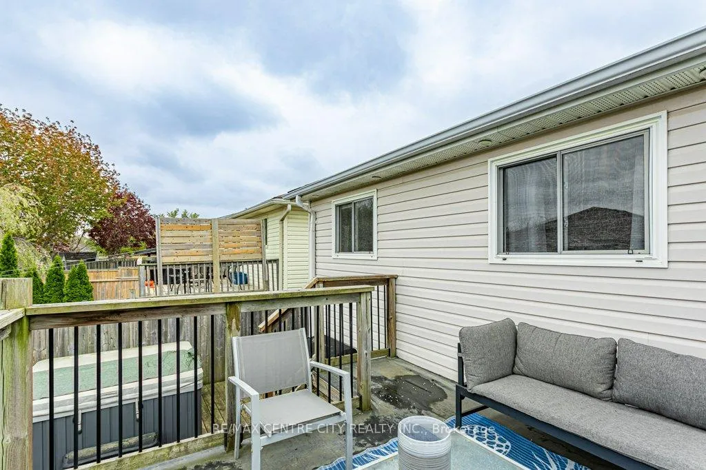 Photo 33 of 74 Juno Drive, St. Thomas — HOMEH