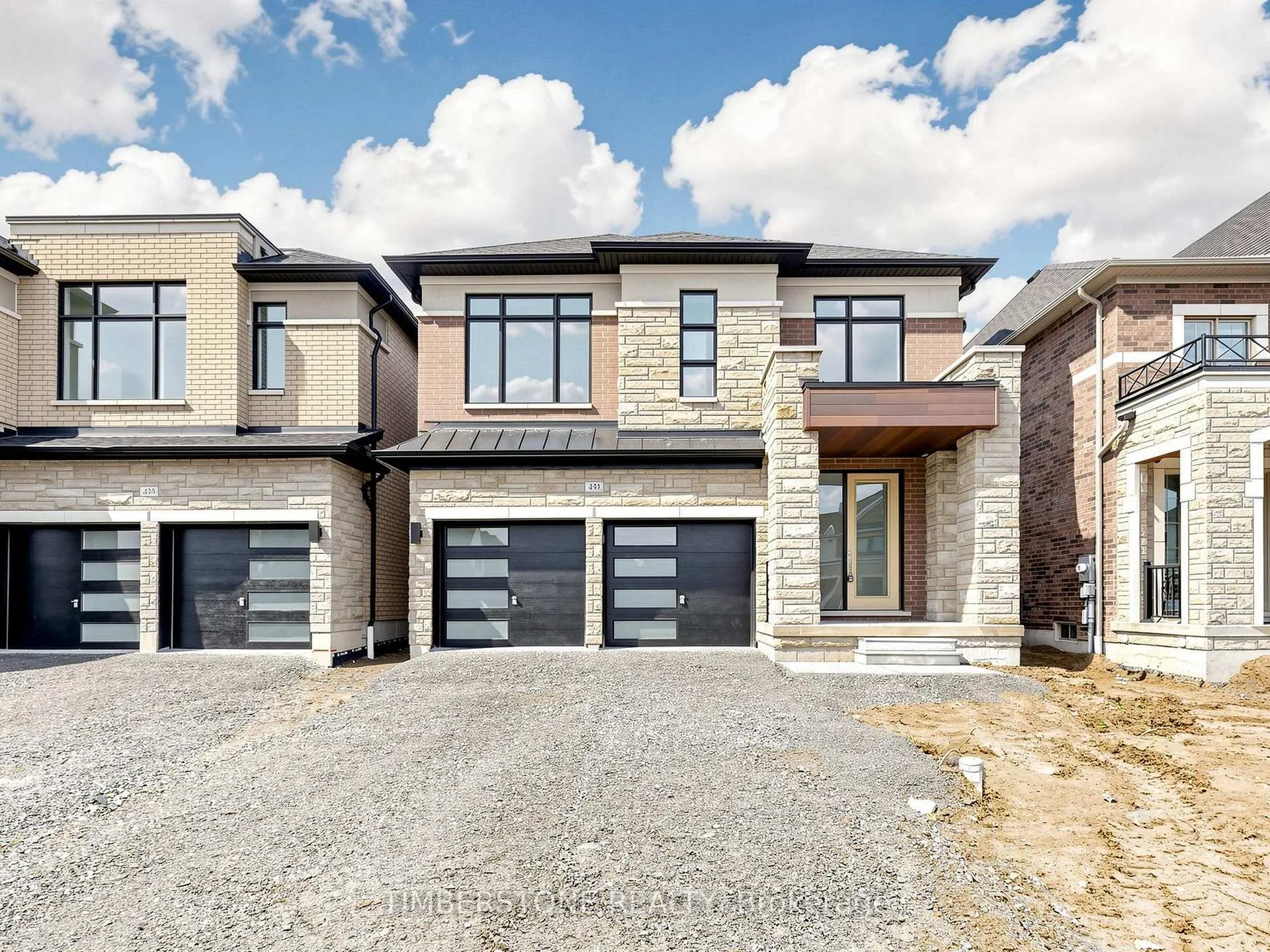 Photo 1 of 433 Coronation Road, Whitby, Rural Whitby — HOMEH