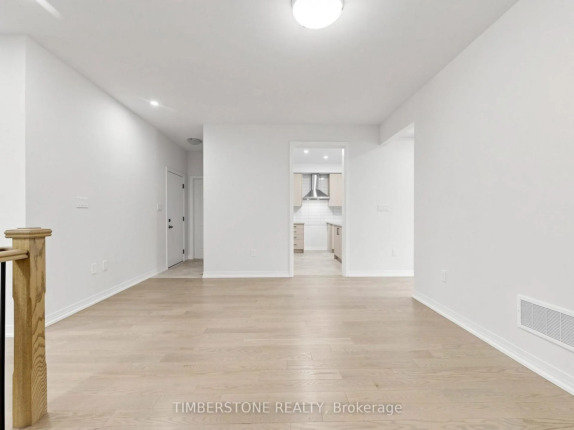 Photo 11 of 433 Coronation Road, Whitby, Rural Whitby — HOMEH