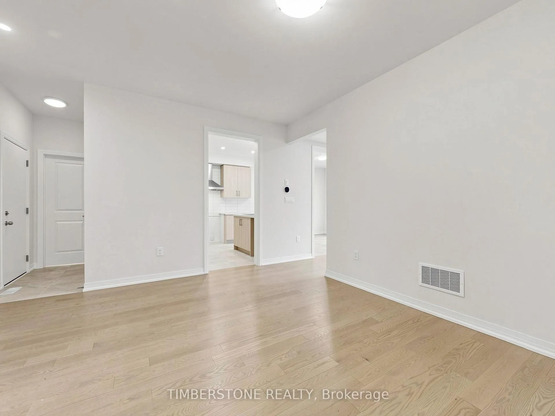 Photo 12 of 433 Coronation Road, Whitby, Rural Whitby — HOMEH