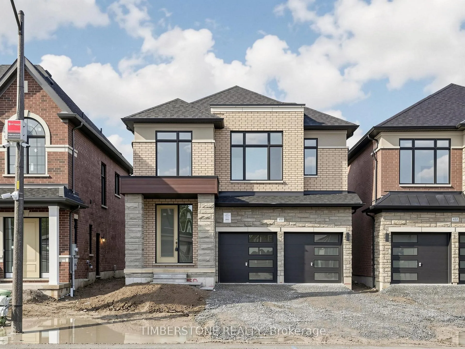 Photo 1 of 435 Coronation Road, Whitby, Rural Whitby — HOMEH