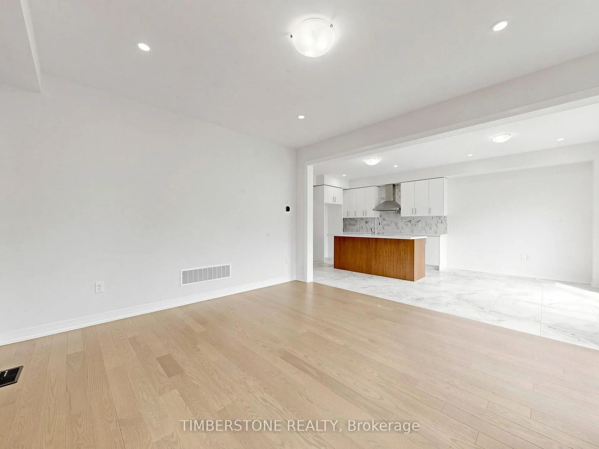 Photo 7 of 435 Coronation Road, Whitby, Rural Whitby — HOMEH